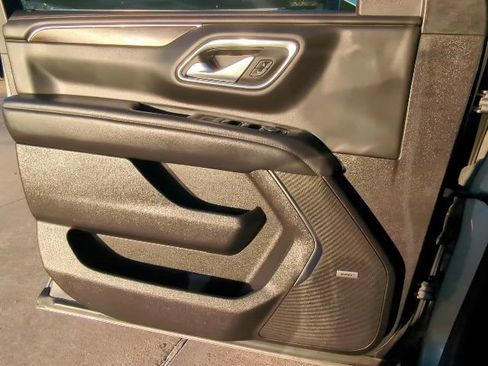 Certified 2022 Chevrolet Suburban LT image 13