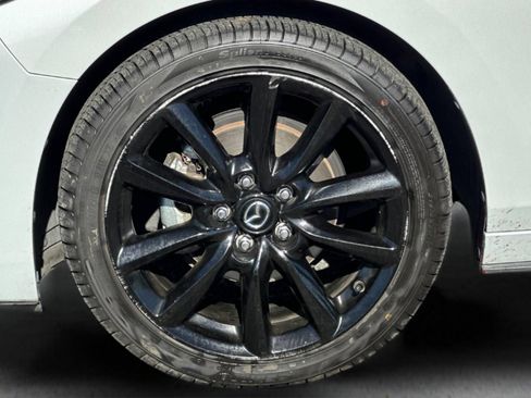 Used 2024 MAZDA MAZDA3 s FWD image 23