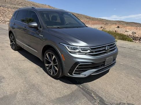 Used 2022 Volkswagen Tiguan SEL R-Line AWD/4WD image 7