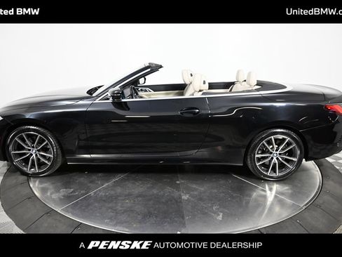 Used 2023 BMW 430i xDrive Convertible w/ Premium Package image 4