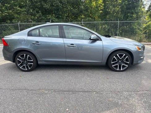 Used 2018 Volvo S60 T5 Dynamic w/ Vision Package FWD image 4