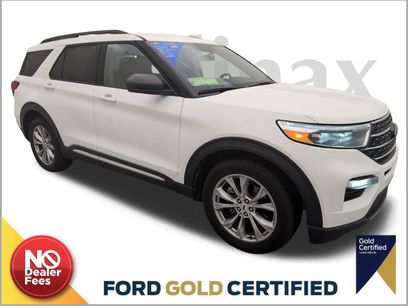 Certified 2023 Ford Explorer XLT w/ Equipment Group 202A