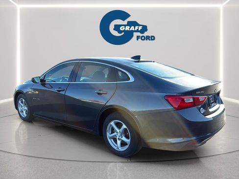 Used 2017 Chevrolet Malibu LS FWD image 11