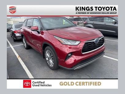 Used 2023 Toyota Highlander Platinum