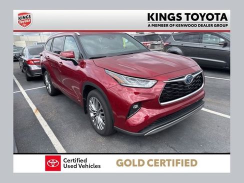 Used 2023 Toyota Highlander Platinum AWD/4WD image 1