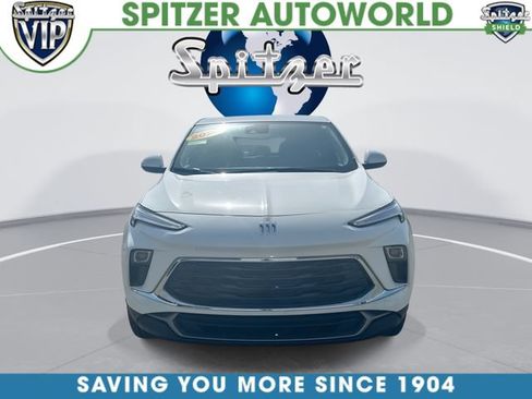 Used 2024 Buick Encore GX Preferred AWD/4WD image 3