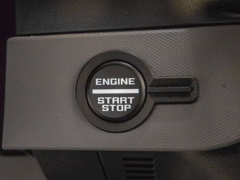 Used 2022 Ford Bronco 2-Door image 23