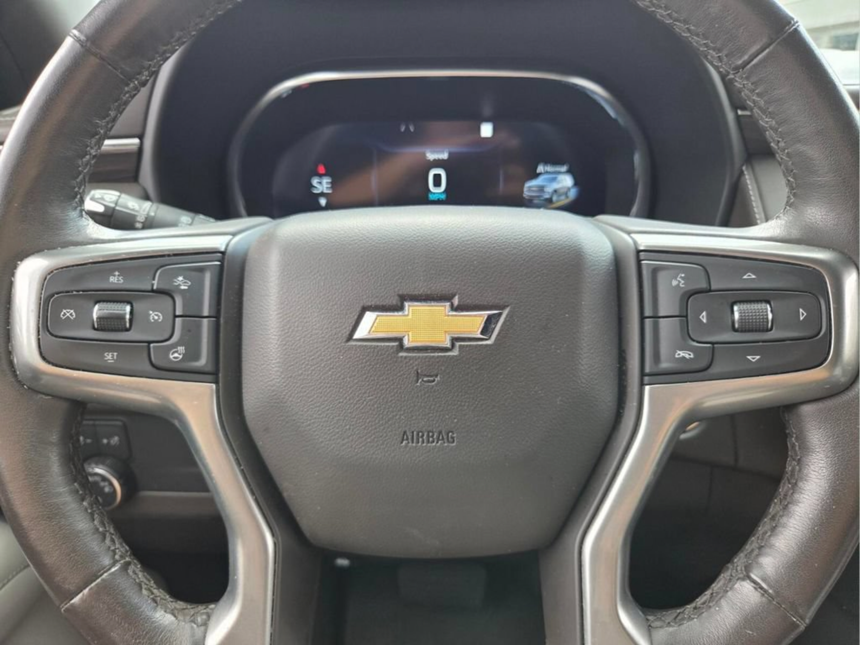 Used 2022 Chevrolet Tahoe LT w/ Luxury Package RWD image 27
