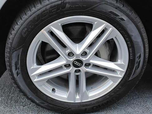 Certified 2024 Audi Q5 e Premium w/ Convenience Package image 11