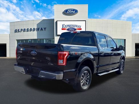Used 2017 Ford F150 XLT image 7