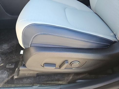 New 2026 Kia Carnival SX Prestige FWD image 16