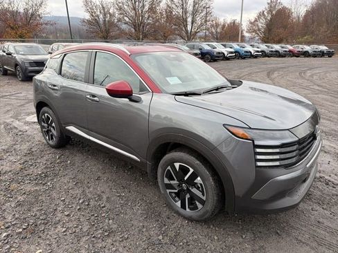 New 2026 Nissan Kicks SV w/ SV Premium Package image 4