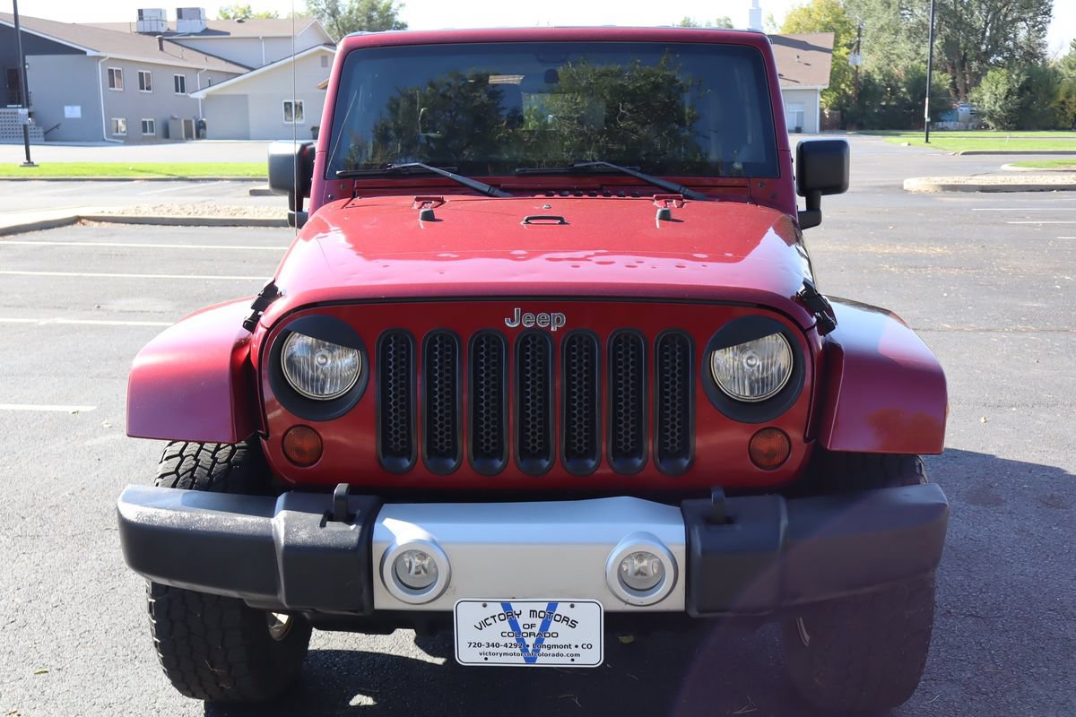 Used 2012 Jeep Wrangler Sahara w/ Connectivity Group AWD/4WD image 12