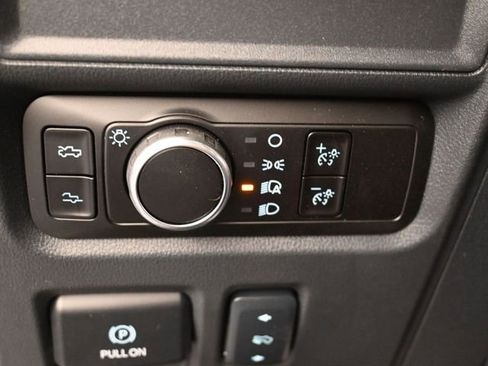New 2025 Ford F150 Lightning Lariat image 24