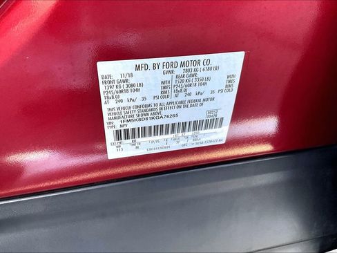 Used 2019 Ford Explorer XLT image 35