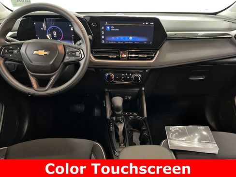 Certified 2024 Chevrolet TrailBlazer LT w/ Driver Confidence Package image 2