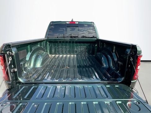 New 2026 RAM 1500 4x4 Crew Cab image 28