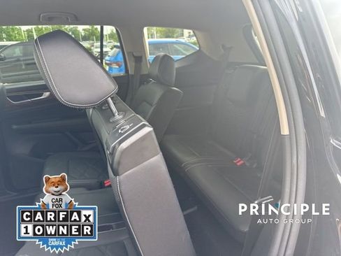 Used 2025 Volkswagen Atlas SE image 13