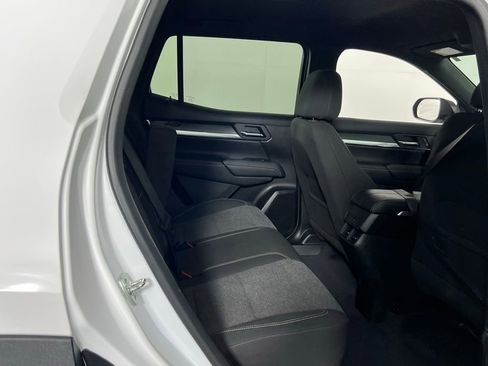 Used 2025 GMC Terrain Elevation image 30