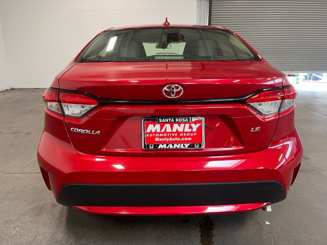 Used 2020 Toyota Corolla LE w/ Carpet Mat Package (TMS) FWD image 4