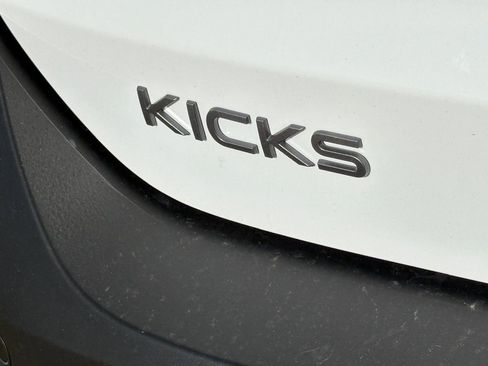 New 2026 Nissan Kicks S image 8