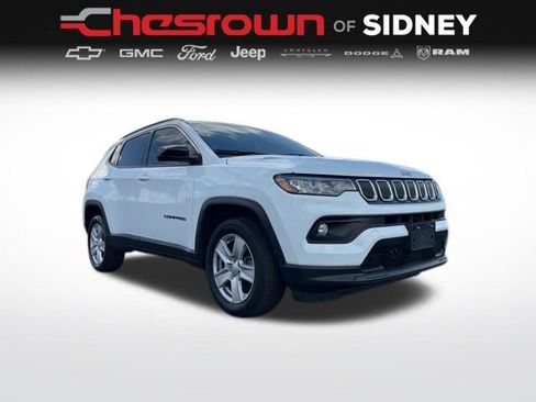 Used 2022 Jeep Compass Latitude AWD/4WD image 11