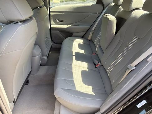 New 2026 Hyundai Elantra SEL Sport Premium FWD image 19