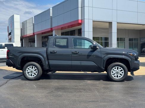 New 2026 Toyota Tacoma SR image 2