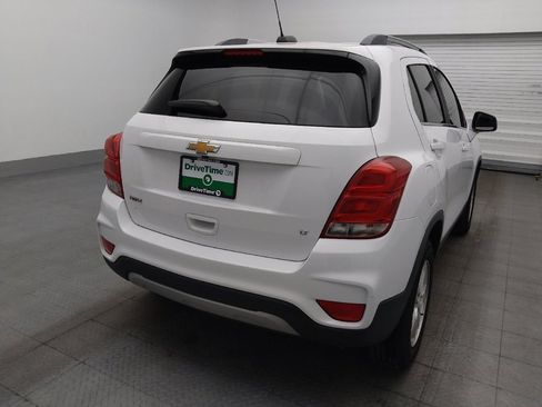 Used 2020 Chevrolet Trax LT FWD image 7