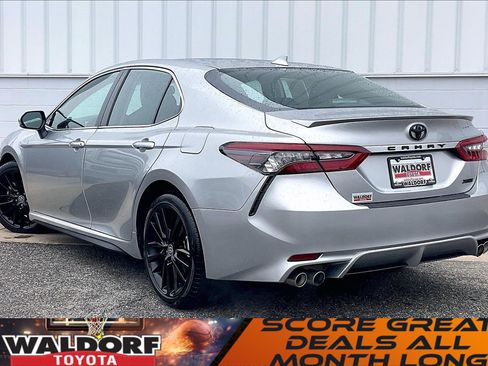 Used 2021 Toyota Camry XSE image 15