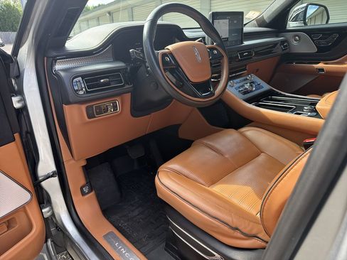 Used 2020 Lincoln Aviator Black Label w/ Dynamic Handling Package AWD/4WD image 4
