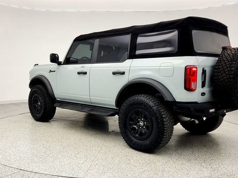 Used 2022 Ford Bronco Black Diamond image 7