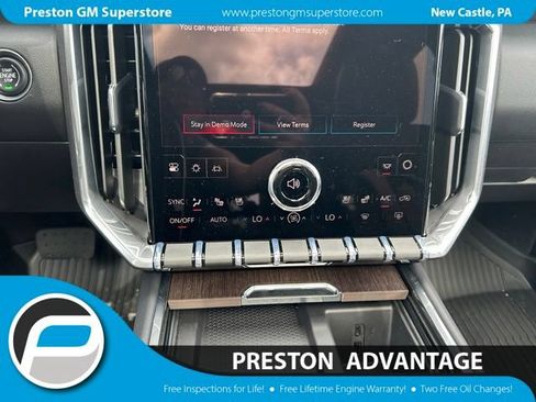New 2026 GMC Acadia Denali w/ Super Cruise Package AWD/4WD image 15