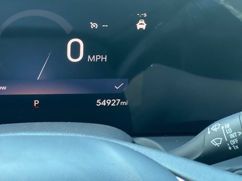 Used 2024 Buick Encore GX Sport Touring FWD image 35