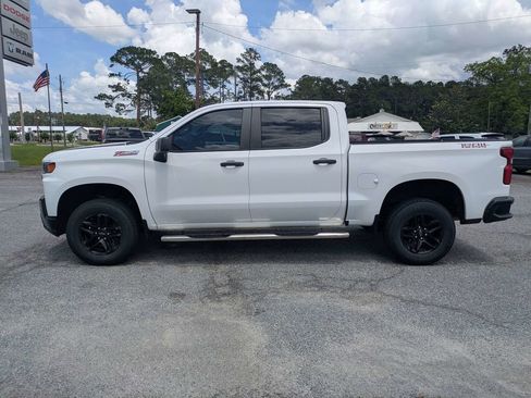 Used 2019 Chevrolet Silverado 1500 Custom Trail Boss w/ Custom Convenience Package AWD/4WD image 7