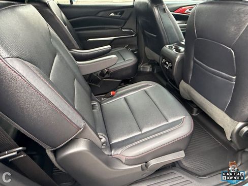 Used 2024 Chevrolet Traverse Z71 w/ Enhanced Driving Package AWD/4WD image 12
