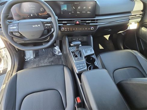 New 2026 Kia Sportage EX image 24