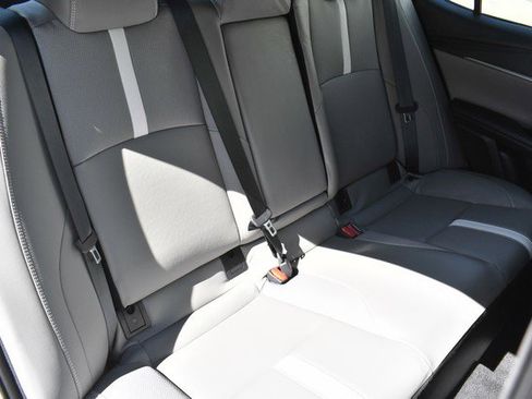 Certified 2025 Toyota Camry SE image 28