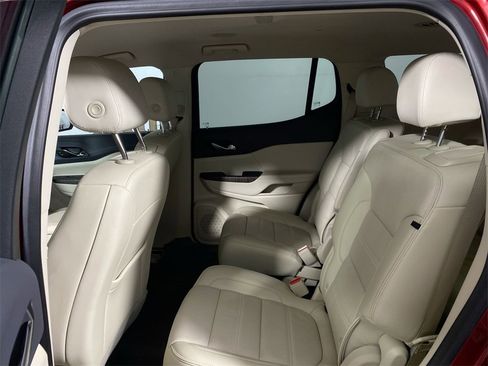 Used 2023 GMC Acadia Denali w/ Denali Technology Package image 21