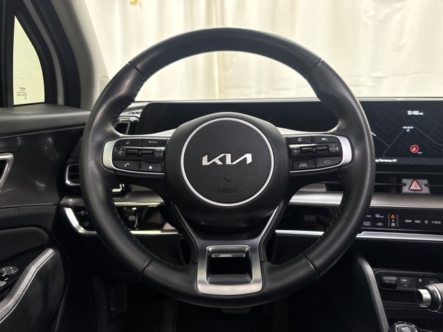 Certified 2025 Kia Sportage EX w/ Premium Package AWD/4WD image 16