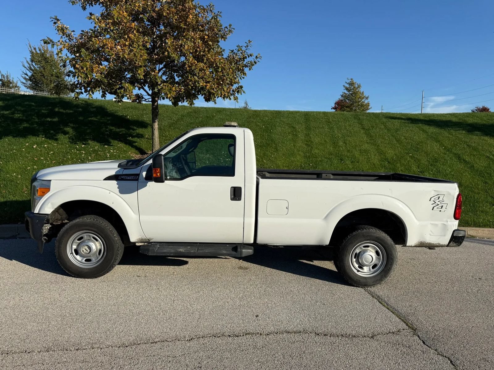 Used 2015 Ford F250 XL w/ Power Equipment Group AWD/4WD image 5