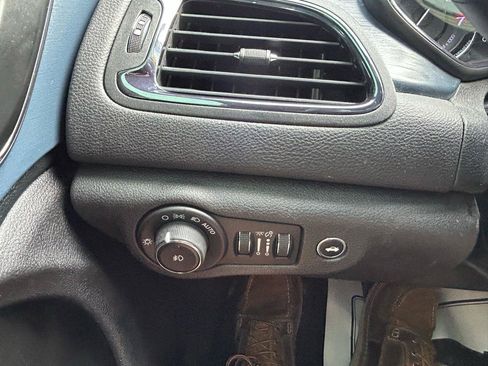 Used 2016 Chrysler 200 S AWD/4WD image 25