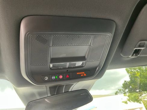Used 2024 Chevrolet Blazer EV LT AWD/4WD image 49