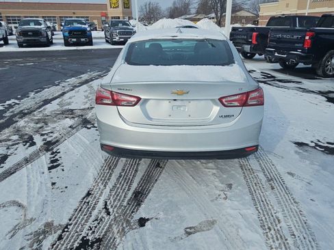 Used 2022 Chevrolet Malibu LT image 4