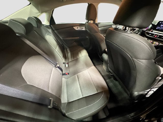 Certified 2023 Kia Forte LXS w/ LXS Technology Package FWD image 24