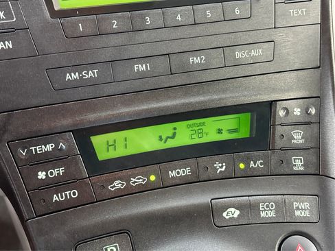 Used 2011 Toyota Prius Two image 33