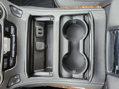 Used 2019 Chevrolet Tahoe Premier image 27