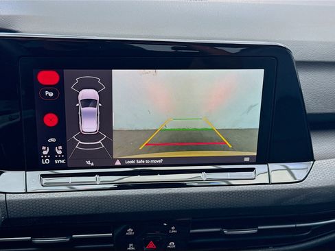 Used 2022 Volkswagen GTI Autobahn FWD image 10