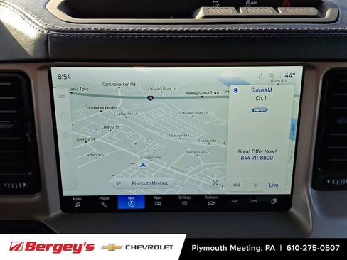 Used 2025 Ford Bronco Outer Banks image 18