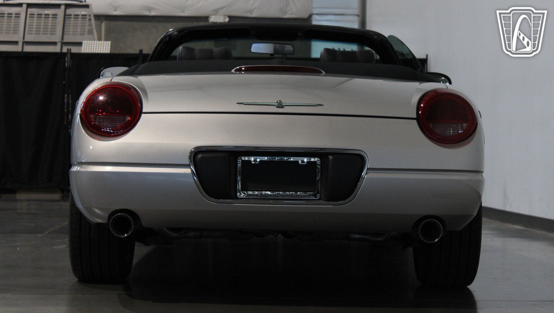 Used 2004 Ford Thunderbird RWD image 33